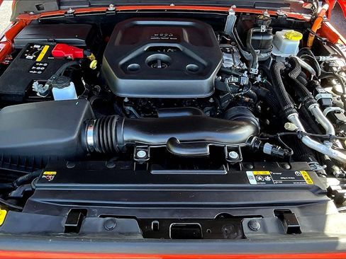 Used 2023 Jeep Wrangler Unlimited Rubicon 4xe image 28