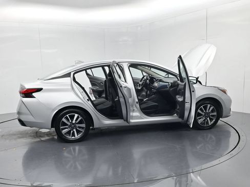Used 2024 Nissan Versa SV FWD image 60