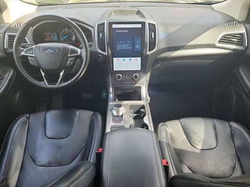 Used 2022 Ford Edge Titanium w/ Equipment Group 301A AWD/4WD image 9