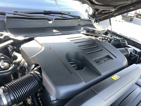 Used 2022 Land Rover Range Rover Westminster Edition image 37