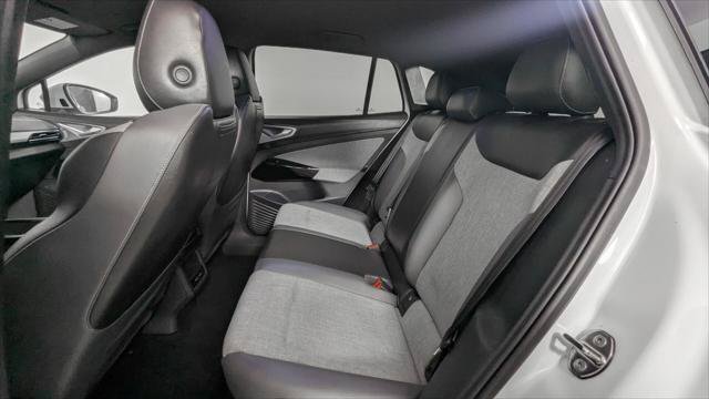 Used 2024 Volkswagen ID.4 2WD image 16