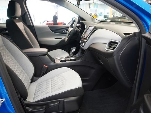 Used 2024 Chevrolet Equinox LS FWD image 34