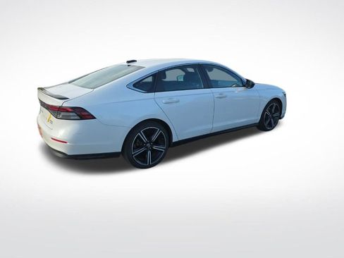 Used 2023 Honda Accord Sport image 7