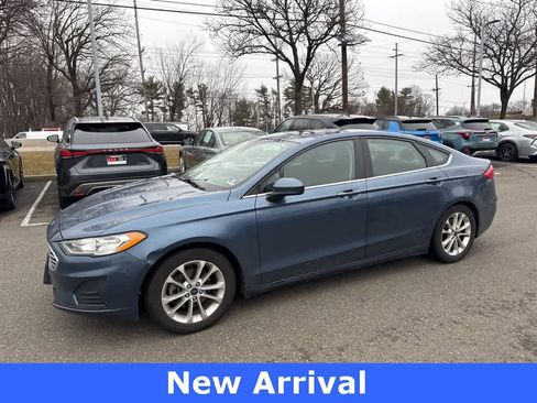 Used 2019 Ford Fusion SE image 1