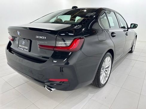 Used 2023 BMW 330i xDrive Sedan w/ Premium Package AWD/4WD image 5