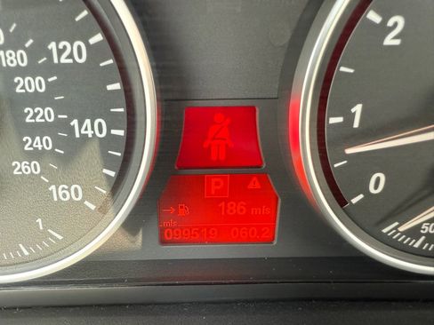 Used 2012 BMW X5 xDrive35i image 12