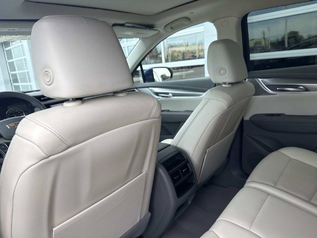 Used 2023 Cadillac XT5 Premium Luxury AWD/4WD image 31