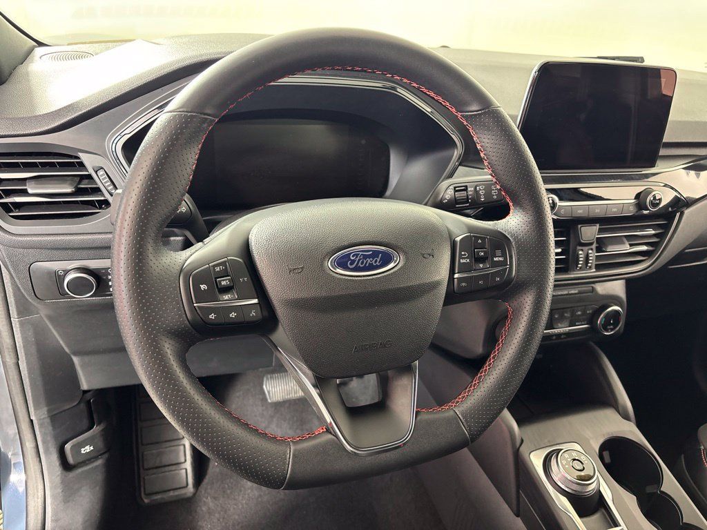Used 2025 Ford Escape ST-Line FWD image 26