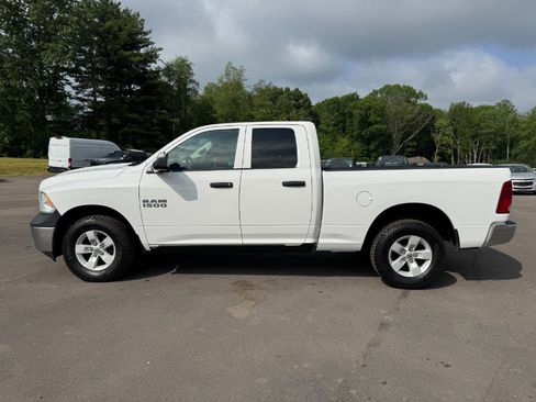 Used 2016 RAM 1500 ST w/ SXT Appearance Group AWD/4WD image 2