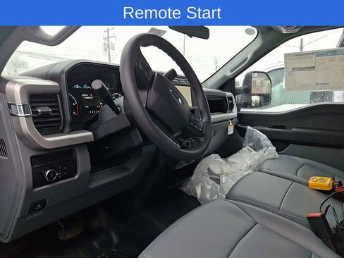 New 2024 Ford F550 4x4 Regular Cab Super Duty image 6