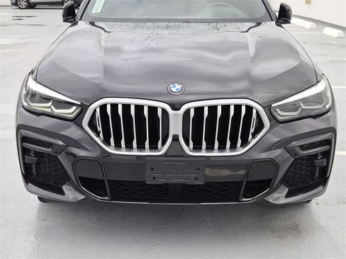 Used 2023 BMW X6 xDrive40i w/ M Sport Package image 9