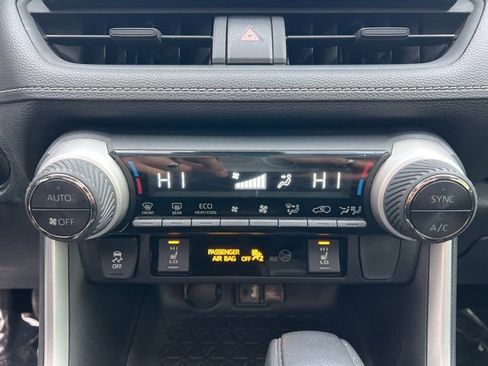 Certified 2019 Toyota RAV4 XLE image 25