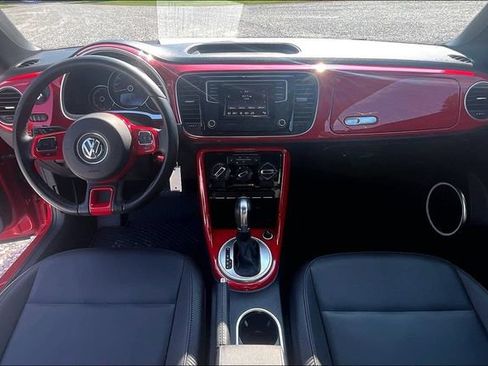 Used 2019 Volkswagen Beetle 2.0T S FWD image 13