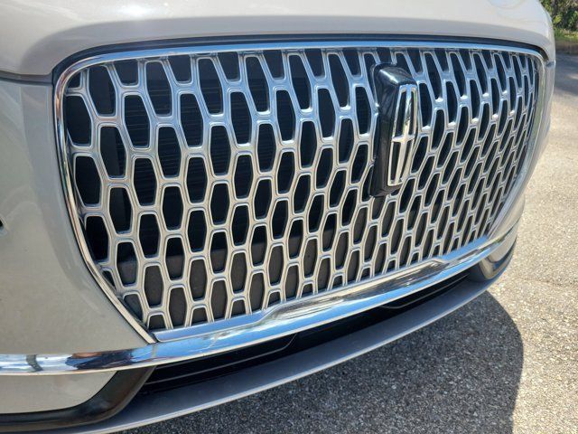 Certified 2023 Lincoln Corsair FWD image 13