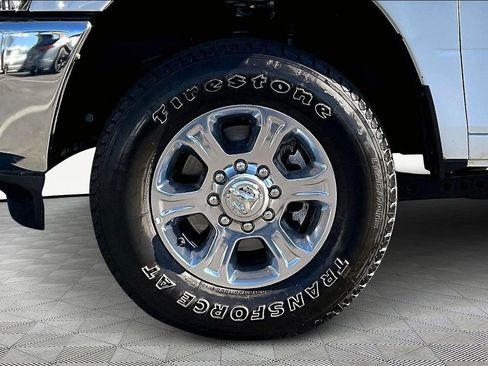 Used 2024 RAM 2500 Big Horn image 32