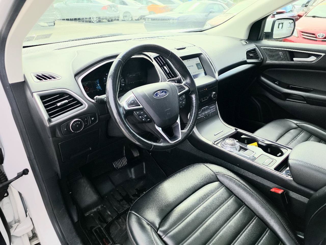 Used 2019 Ford Edge SEL w/ Equipment Group 201A AWD/4WD image 13