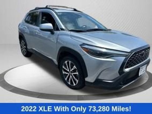 Used 2022 Toyota Corolla Cross XLE w/ Convenience Package AWD/4WD image 3