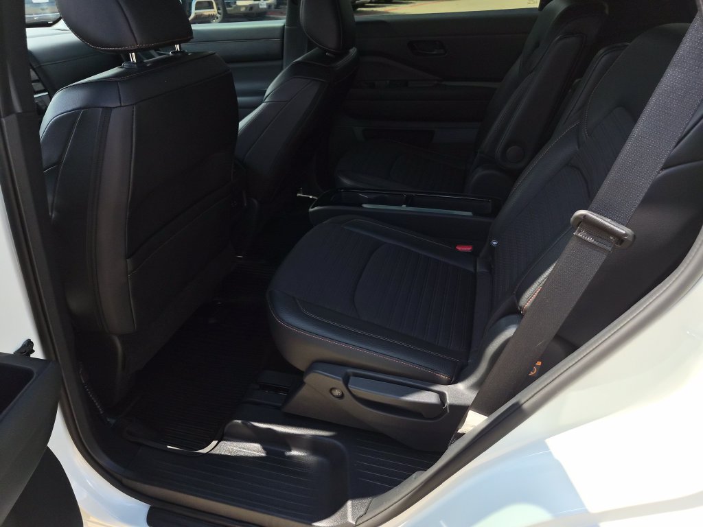 Certified 2024 Nissan Pathfinder Rock Creek AWD/4WD image 9