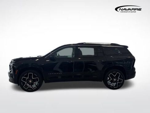New 2025 Chevrolet Traverse High Country w/ LPO, Floor Liner Package image 6