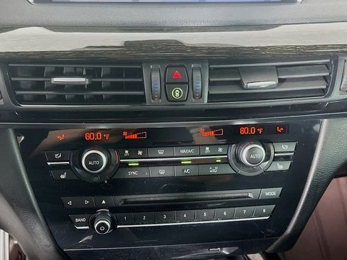 Used 2018 BMW X5 xDrive40e image 23