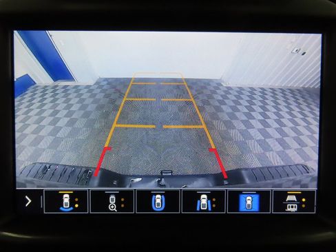 Used 2023 Chevrolet Silverado 2500 High Country w/ Z71 Off-Road Package image 16