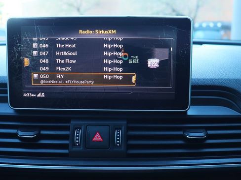 Used 2018 Audi Q5 Premium Plus w/ Premium Plus Package image 50