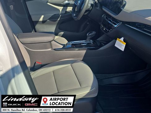 New 2026 Buick Envista Avenir image 28