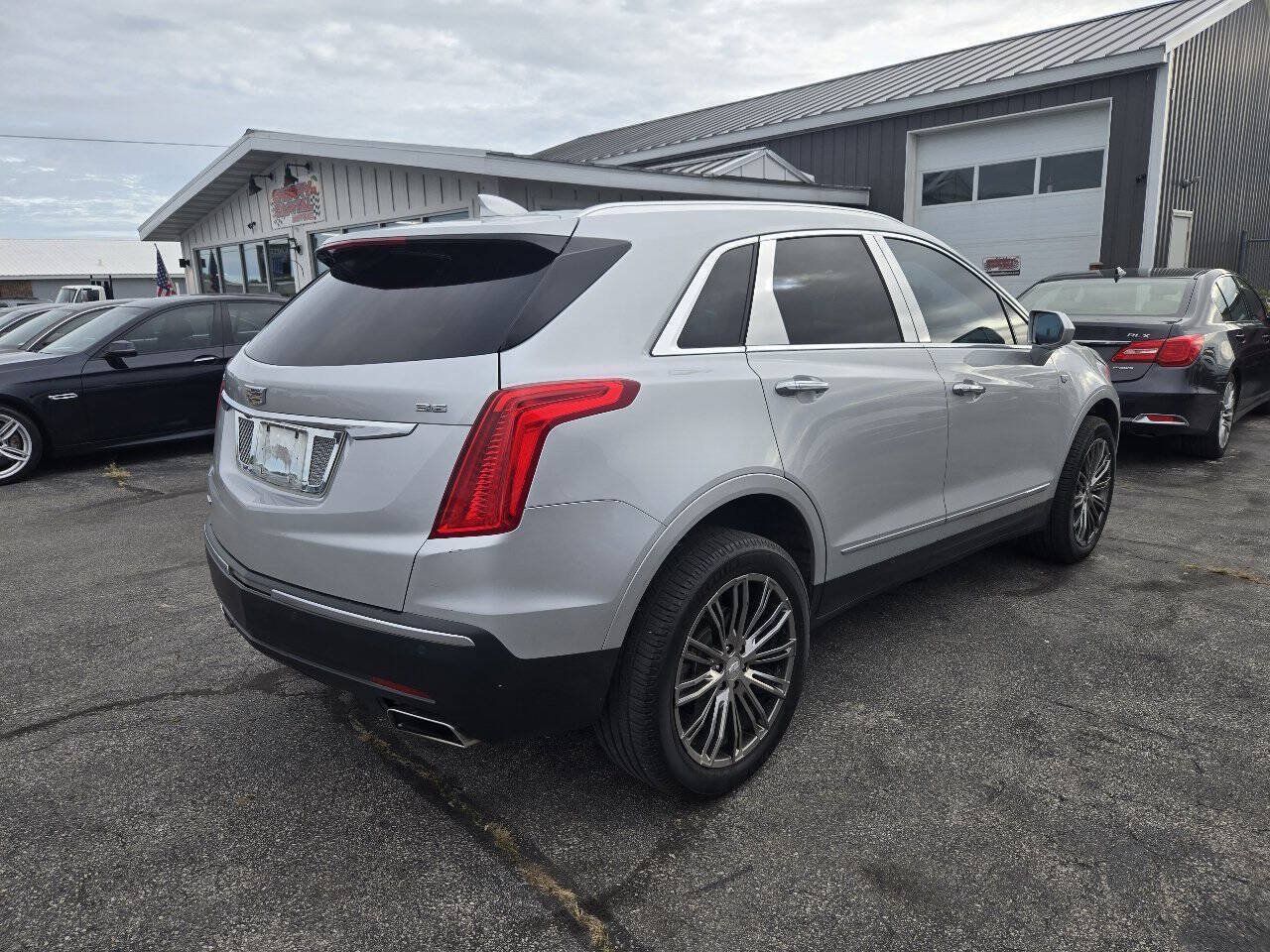 Used 2018 Cadillac XT5 Luxury AWD/4WD image 5
