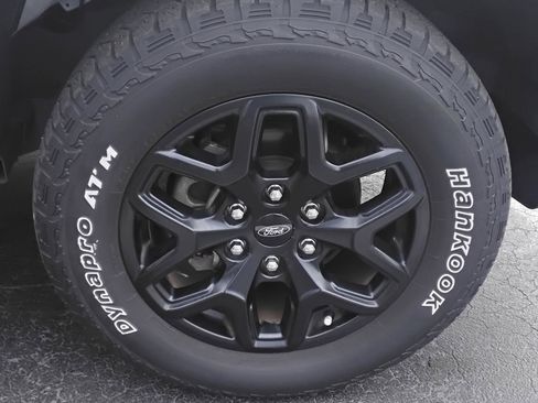 Used 2022 Ford Ranger Lariat w/ Equipment Group 501A High image 14