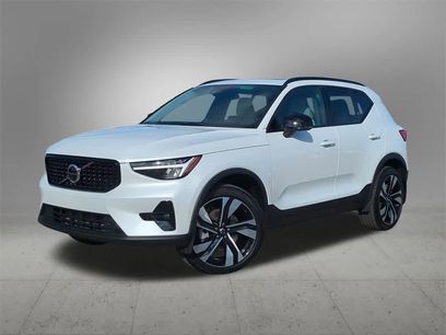 Used 2024 Volvo XC40 B5 Plus w/ Protection Package Premier