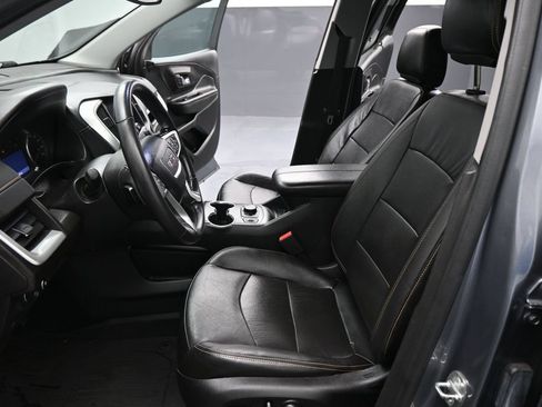 Used 2020 GMC Terrain SLT w/ Preferred Package FWD image 10