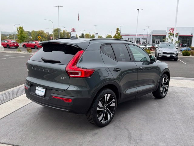 Used 2026 Volvo XC40 B5 Ultra w/ Climate Package AWD/4WD image 5