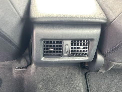 Used 2025 Toyota Camry LE w/ Convenience Package image 16