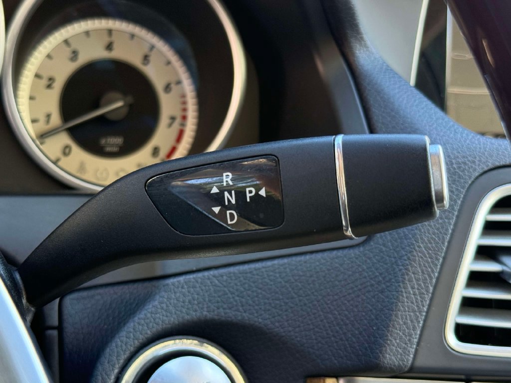 Used 2016 Mercedes-Benz E 400 4MATIC Coupe image 28