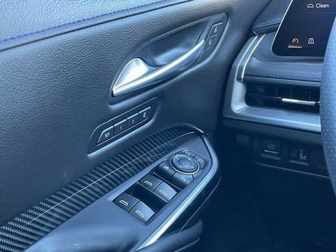 Used 2025 Cadillac XT4 Sport image 22