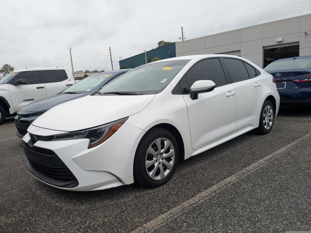 Certified 2024 Toyota Corolla LE FWD image 2