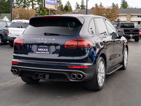 Used 2015 Porsche Cayenne S w/ Premium Plus Package AWD/4WD image 11