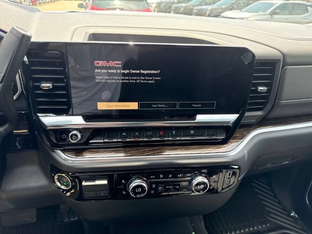 New 2026 GMC Sierra 1500 SLE w/ Preferred Package AWD/4WD image 31