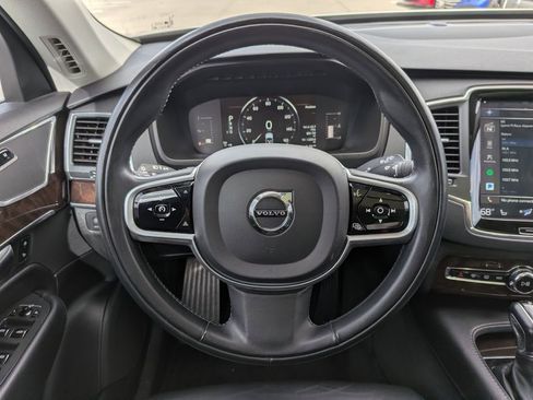 Used 2019 Volvo XC90 T5 Momentum w/ Protection Package Premier image 15