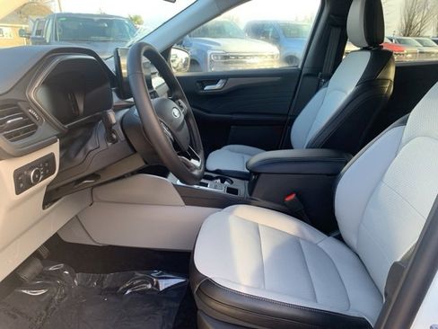 New 2025 Ford Escape Base w/ Class II Trailer Tow Package image 11