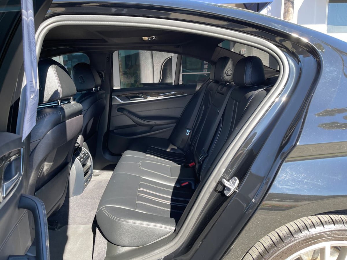 Used 2018 BMW 540i w/ Premium Package RWD image 24