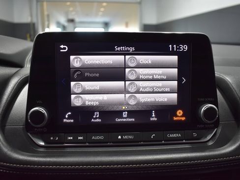 Certified 2025 Nissan Rogue S image 20