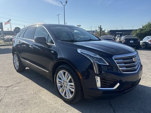 Used 2017 Cadillac XT5 Premium Luxury AWD/4WD image 1