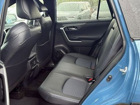 Used 2025 Toyota RAV4 XSE w/ Advanced Technology Package AWD/4WD image 23