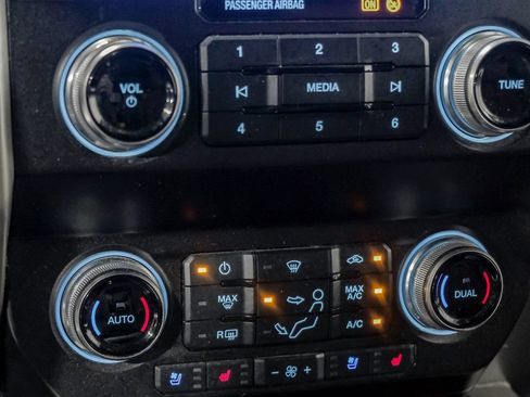 Used 2020 Ford F250 King Ranch w/ King Ranch Ultimate Package AWD/4WD image 28