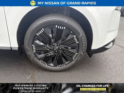 New 2026 Nissan Murano Platinum w/ Cargo Package AWD/4WD image 9