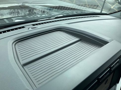 Used 2023 Ford F250 XLT w/ Snow Plow Prep Package image 12