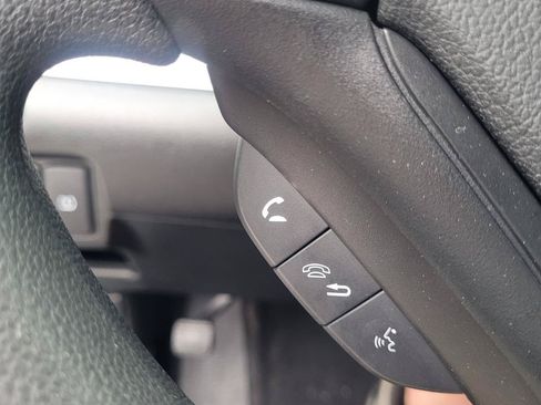 Used 2015 Honda CR-V LX image 17