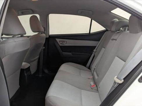 Used 2016 Toyota Corolla LE FWD image 17
