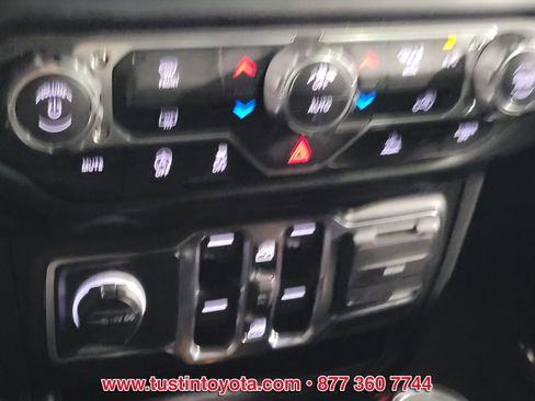 Used 2021 Jeep Gladiator Overland w/ Popular Equipment Package image 22